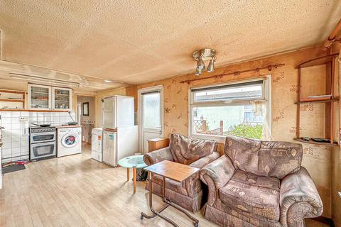 1 bedroom park home for sale, Lower Road, Hockley SS5