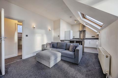 undefined, Brighton Road, Purley CR8