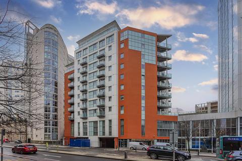 Studio to rent, Bute Terrace, Cardiff CF10
