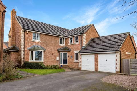 4 bedroom detached house for sale, Moray Close, York YO32