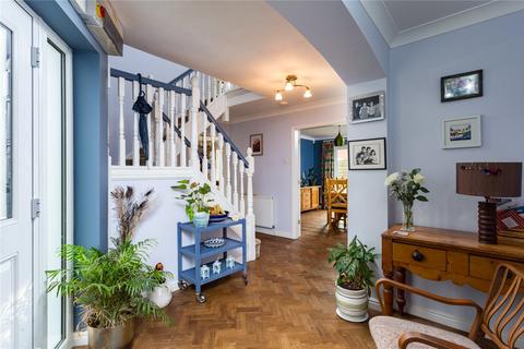 4 bedroom detached house for sale, Moray Close, York YO32