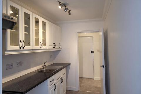 1 bedroom flat to rent, West Street, Sheerness