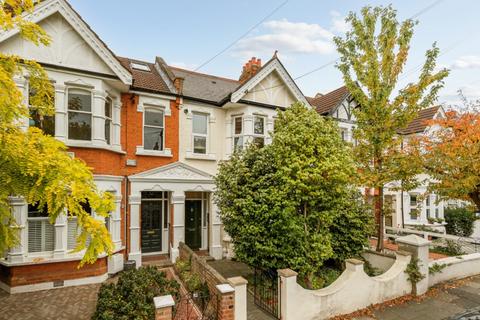 2 bedroom flat to rent, First Avenue, London