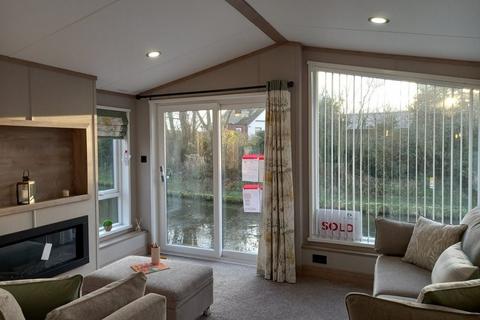 2 bedroom park home for sale, Smithy Leisure Park