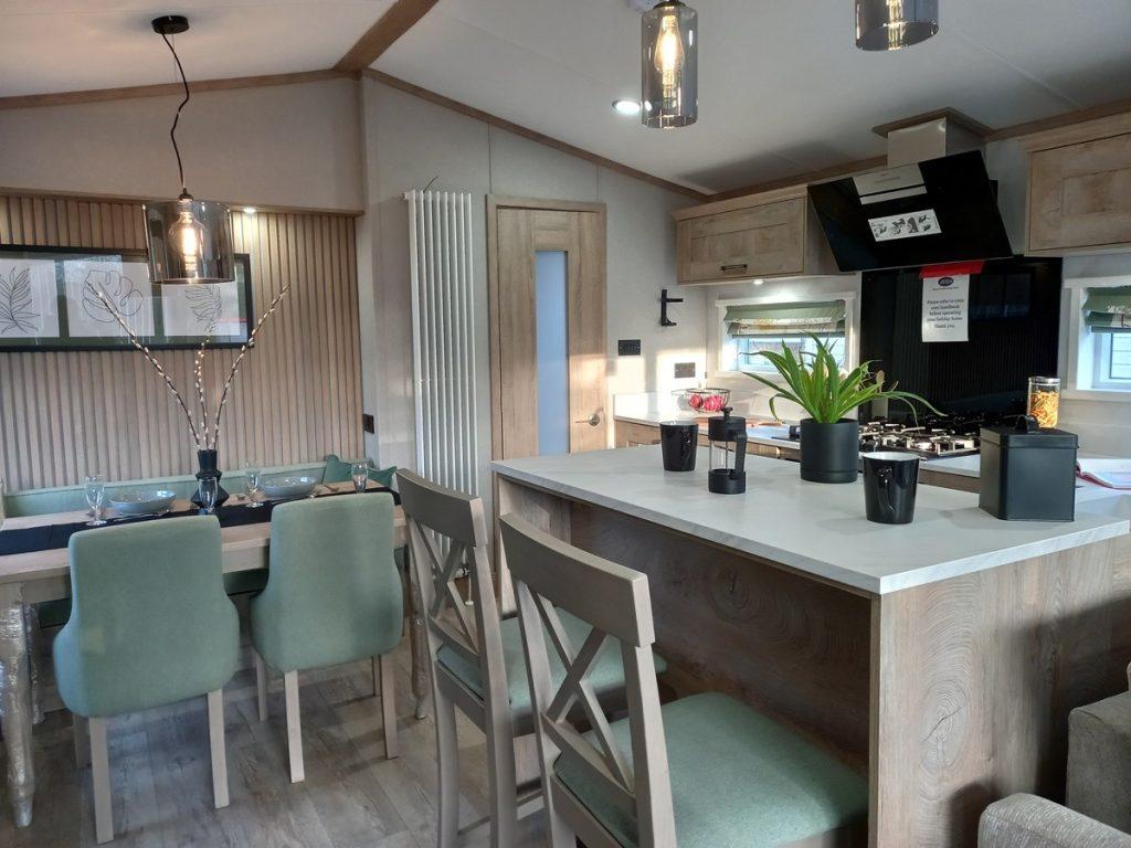 25 Breakfast Bar