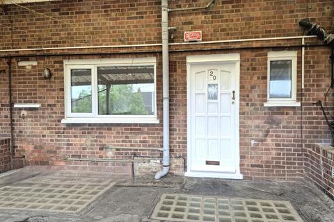 3 bedroom maisonette to rent, Court Wurtin, Beaver Lane TN23 5NH