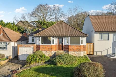 2 bedroom detached bungalow for sale, Greenfield Avenue, Watford, WD19