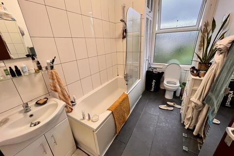 undefined, Endymion Road, London N4