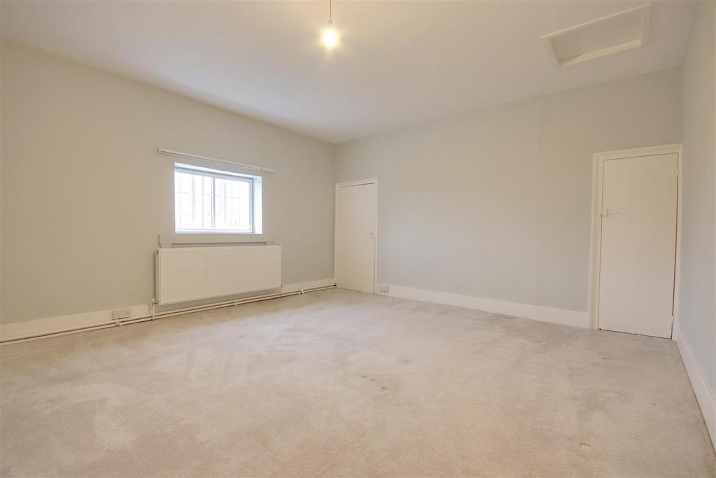 Bedroom 3.jpg