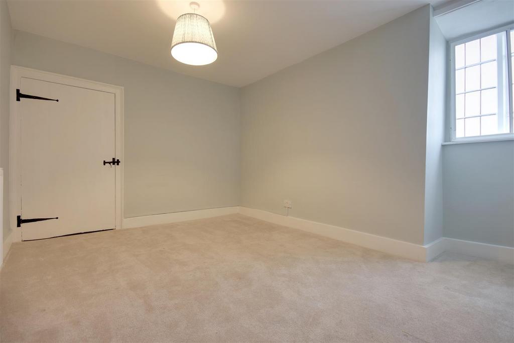 Bedroom.jpg