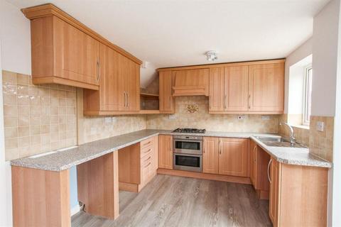 3 bedroom terraced house for sale, Lomond Drive, Leighton Buzzard