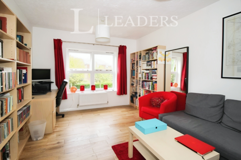 2 bedroom flat to rent, College Fields, Woodhead Drive, Cambridge, CB4