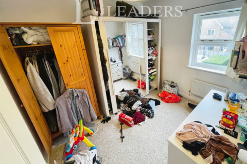 2 bedroom flat to rent, College Fields, Woodhead Drive, Cambridge, CB4
