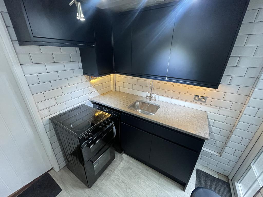 Kitchen 1