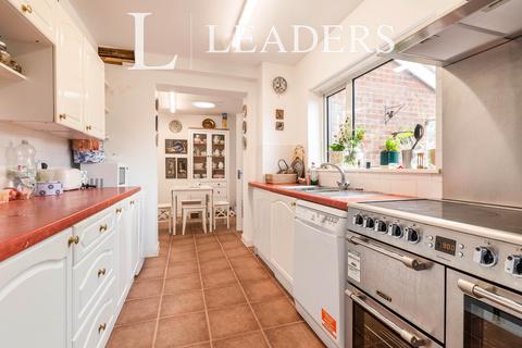 3 bedroom semi-detached house to rent, Wilshere Crescent, Hitchin, Hertfordshire, SG4