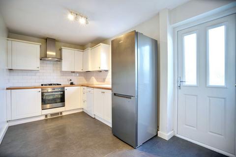 2 bedroom terraced house to rent, Lushington Road, Maidstone, ME14