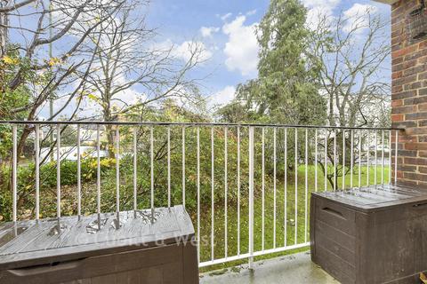 2 bedroom flat for sale, Somers Close, Reigate, Surrey