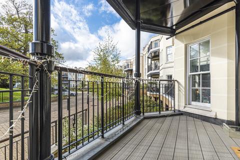 2 bedroom flat to rent, Holwood Estate Westerham Road, Keston, Kent, BR2