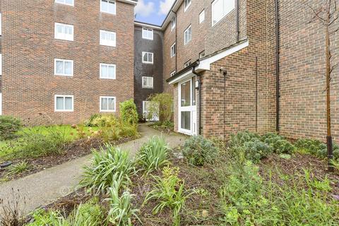 2 bedroom flat for sale, Littleton House, Reigate RH2