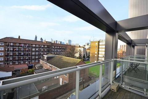 Studio to rent, Christian Street, Hodgeson House, E1