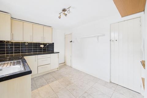 2 bedroom terraced house for sale, Pomfret Road, Towcester, NN12