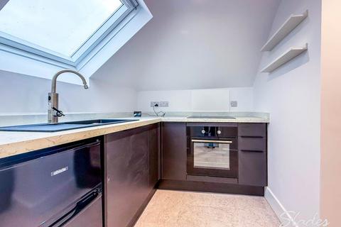 1 bedroom flat to rent, Grand Avenue, Southbourne, Bournemouth