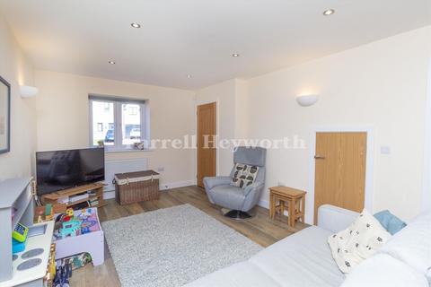 undefined, Moss Bank Place, Carnforth LA5