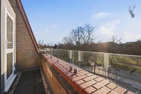 1 bedroom apartment to rent, Burdett Road, Mile End E3