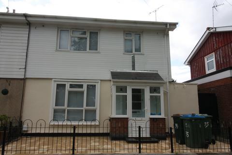 3 bedroom semi-detached house to rent, CV4