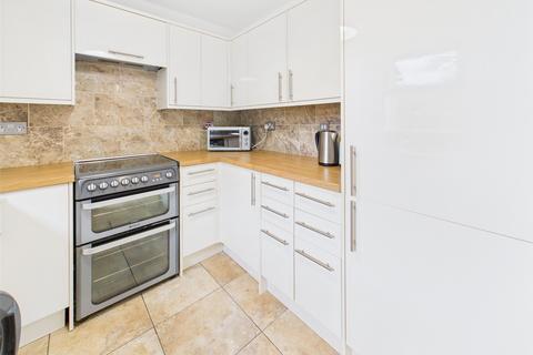4 bedroom terraced house to rent, Rosewarn Close, Bath, Bath And North East Somerset, BA2