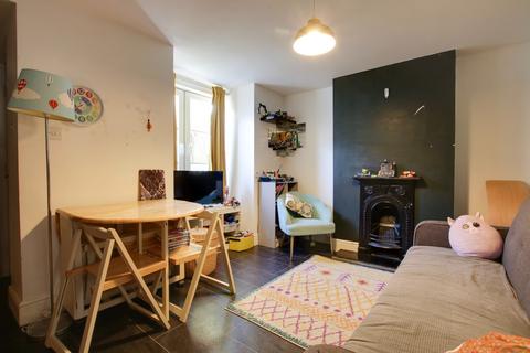 3 bedroom end of terrace house for sale, PAXTON ROAD, FAREHAM
