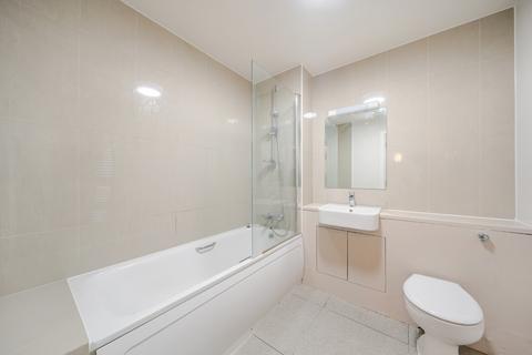 1 bedroom flat for sale, Garratt Lane, London, SW17