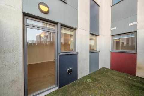 1 bedroom flat for sale, Garratt Lane, London, SW17
