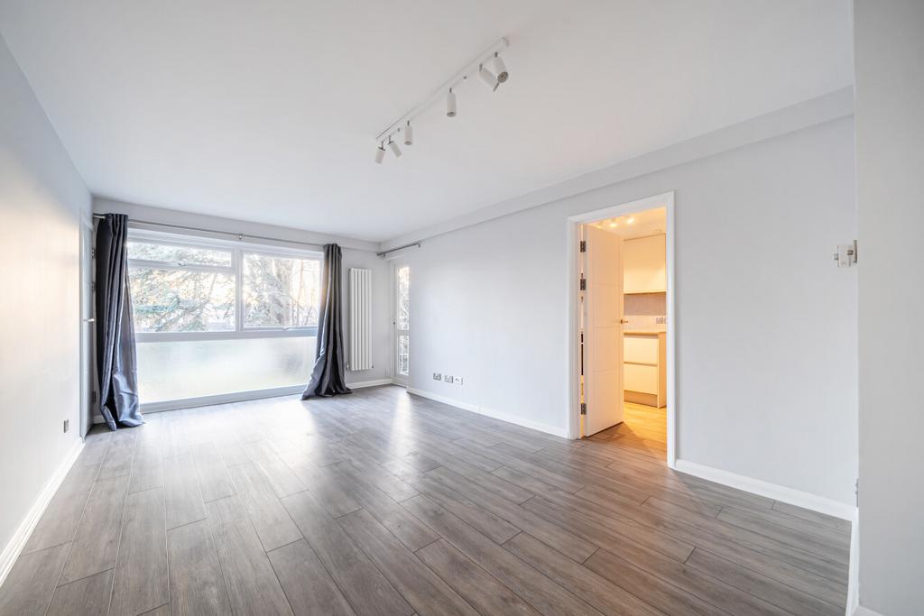 1395996-7-695be06...