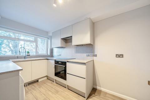 2 bedroom property to rent, Copers Cope Road, Beckenham, BR3