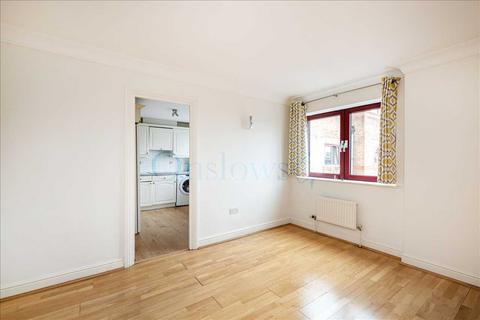 2 bedroom apartment to rent, Sailmakers Court, William Morris Way, London