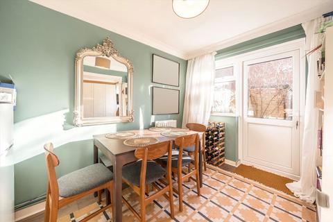 2 bedroom end of terrace house for sale, Hobill Walk, Surbiton KT5
