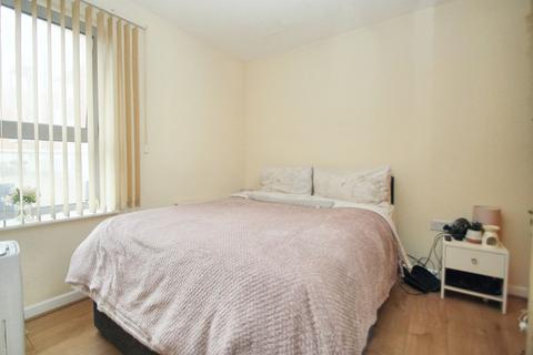undefined, Queen Mary Avenue, London, E18