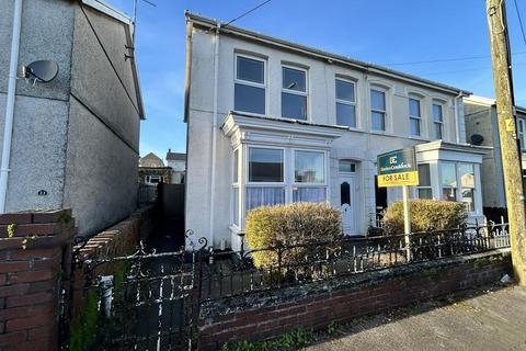 3 bedroom semi-detached house for sale, Havard Road, Llanelli