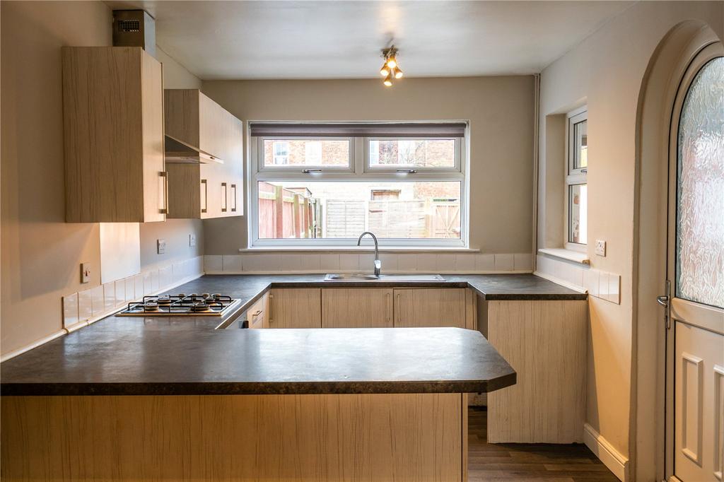 Kitchen (2)