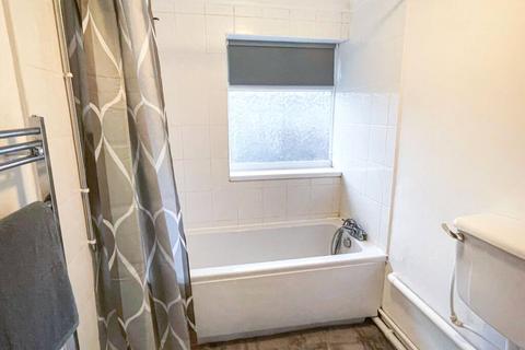2 bedroom flat to rent, Common View, Stedham, GU29