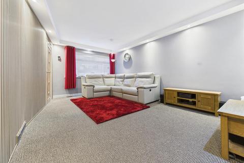 3 bedroom end of terrace house for sale, Whalton Close, Gateshead NE10