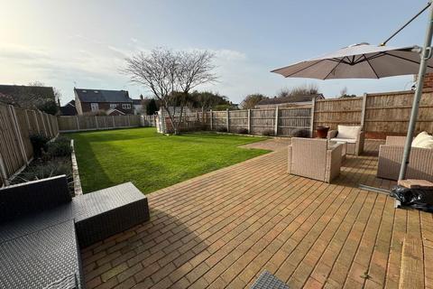 3 bedroom semi-detached house for sale, Oak Park Road, Stourbridge DY8