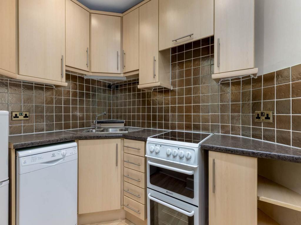66545 Danube St012
