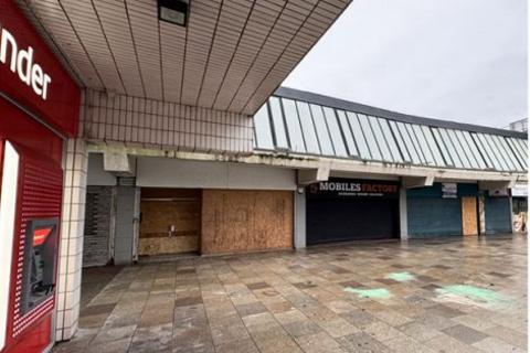 Property for sale, Bridgegate, Portfolio of 3 shops, Irvine KA12