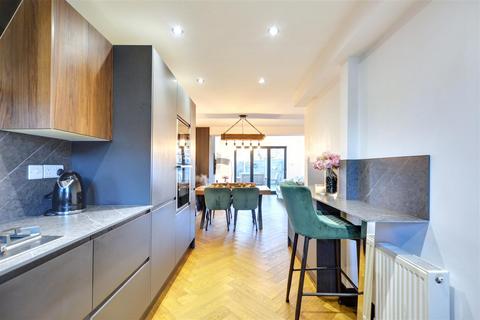 2 bedroom terraced house for sale, Dunston Close, Long Eaton