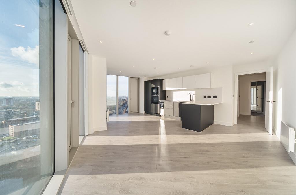 1389218-8-693c3c6...