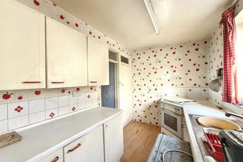 3 bedroom terraced house for sale, 32 Bishops Road, Hanwell, London, W7 2NY