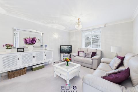 3 bedroom flat for sale, Marchwood, Manor Road, BH1