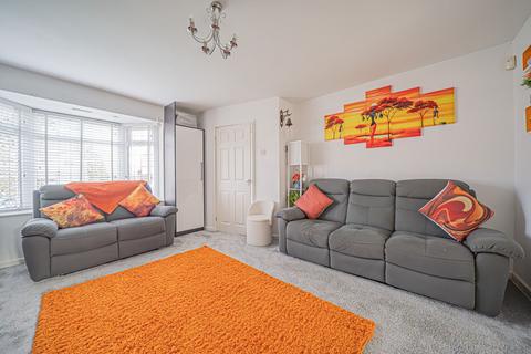 4 bedroom semi-detached house for sale, Shelsley Way, Solihull, B91